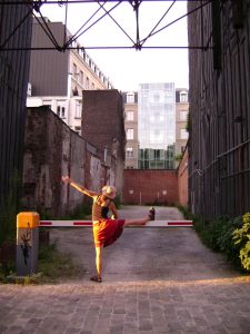 Faire surgir la danse, là où on ne l'attend pas...